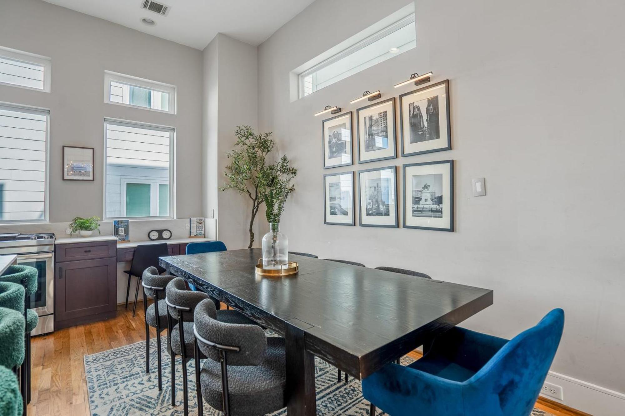 Luxury Downtown Getaway With Breathtaking Views Villa Houston Exterior photo
