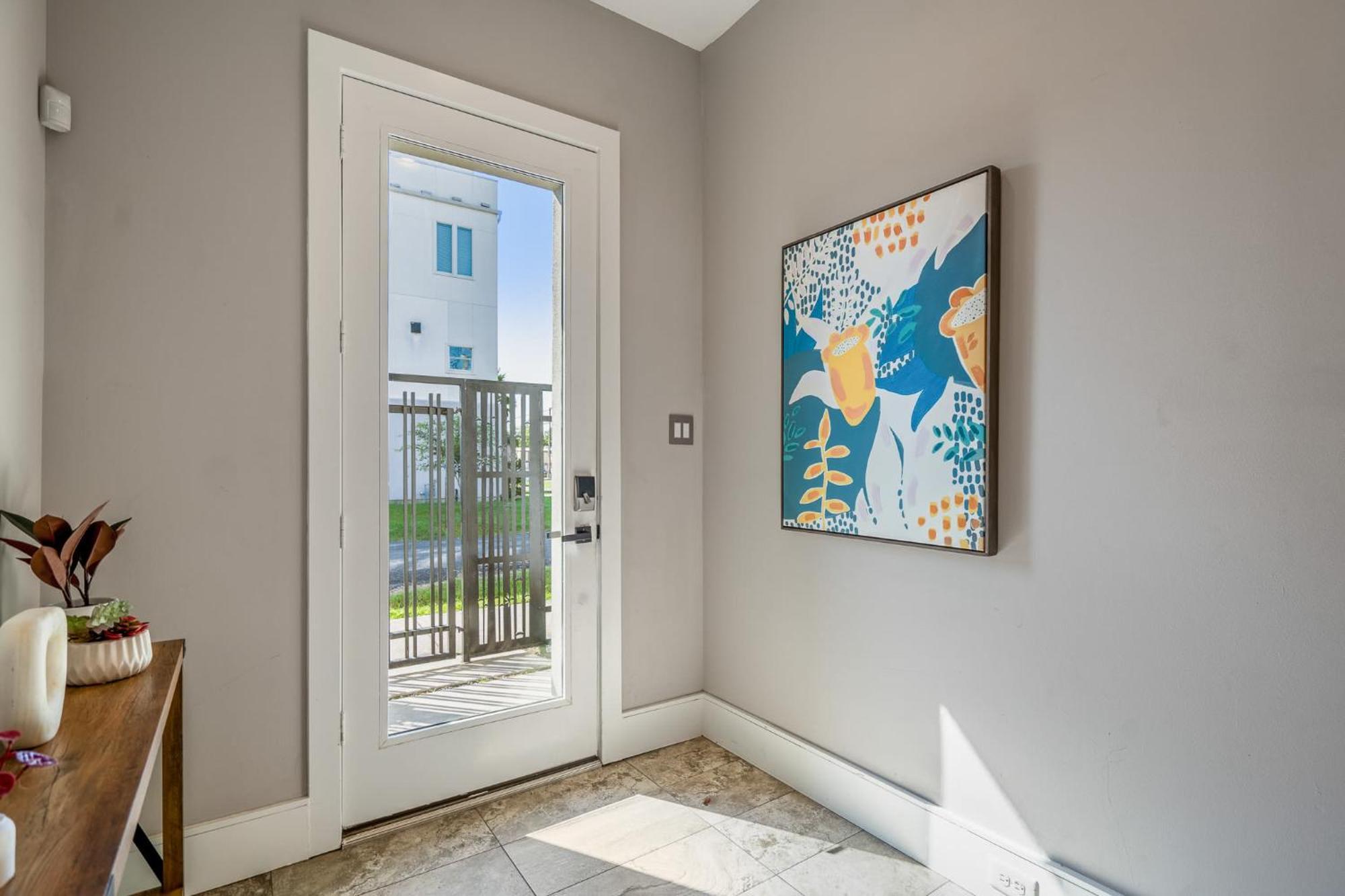 Luxury Downtown Getaway With Breathtaking Views Villa Houston Exterior photo